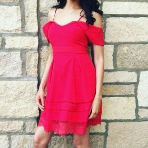 Francesca's Red Sweetheart Neck Off the Shoulder Celebrate Dress Lace Trim Sz XS